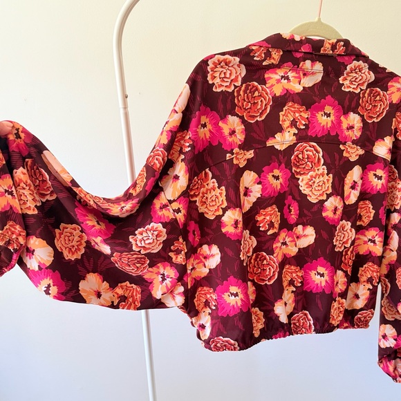 Forever 21 Burgundy Floral Blouse - Picture 5 of 6